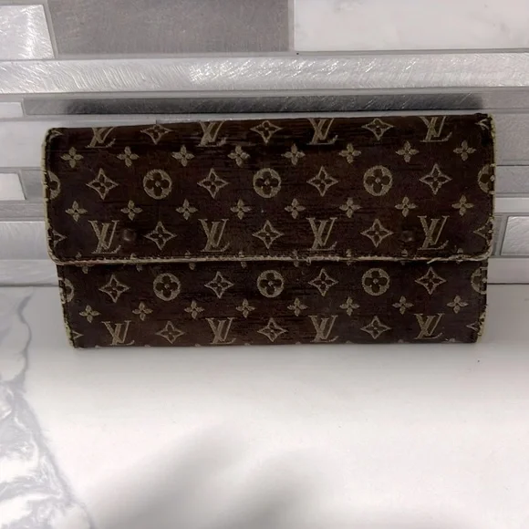 Louis Vuitton Brown Denim Wallet - Picture 1 of 7